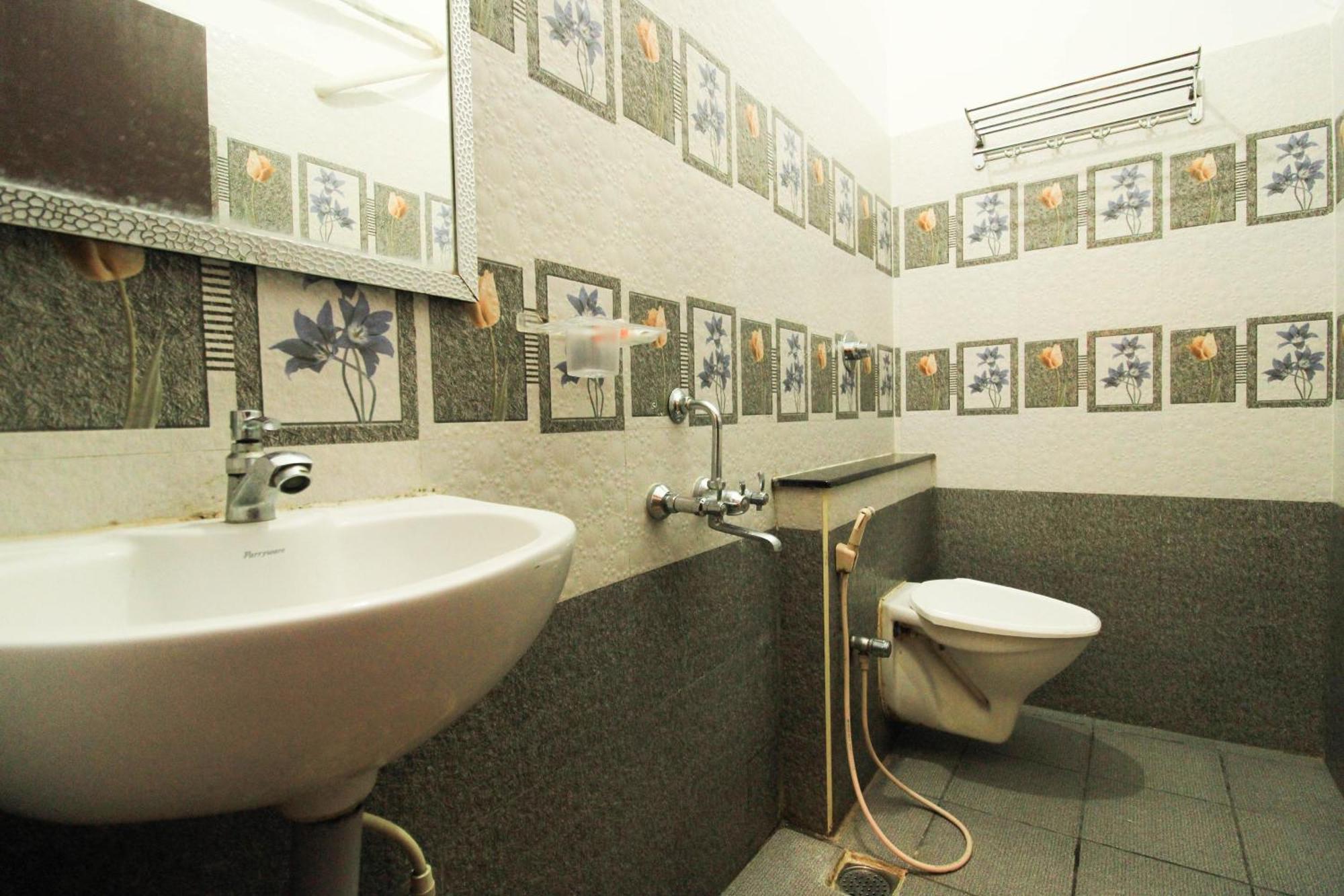 Bouvana Residency ポンディシェリ エクステリア 写真